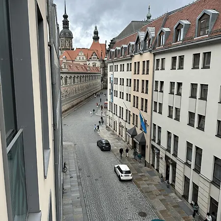 Pensión Zimmer An Der Frauenkirche